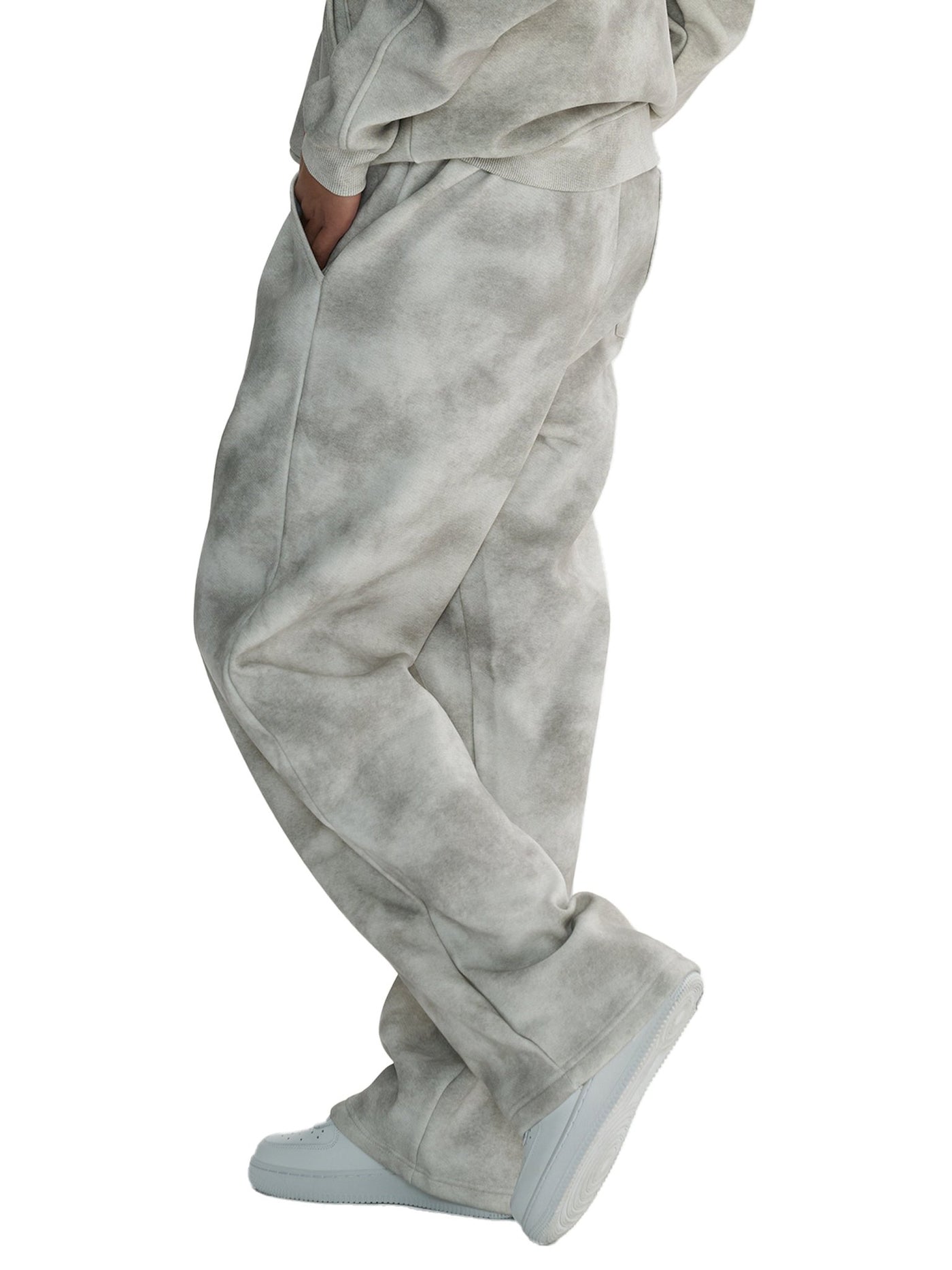 Dirty Washed Fleece Sweatpants - STRYV Wear