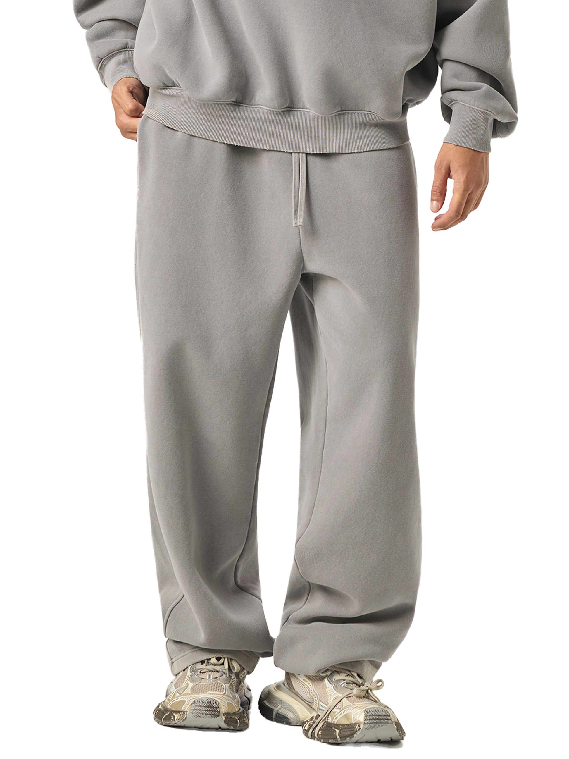 Frayed Enzyme Washed Fleece Sweatpants - STRYV Wear